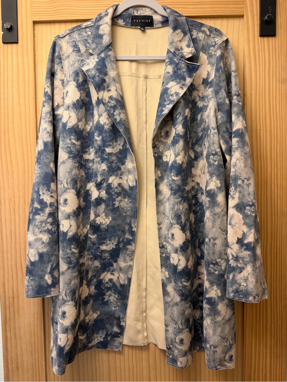 Premise Blue and Cream Floral Trench Coat